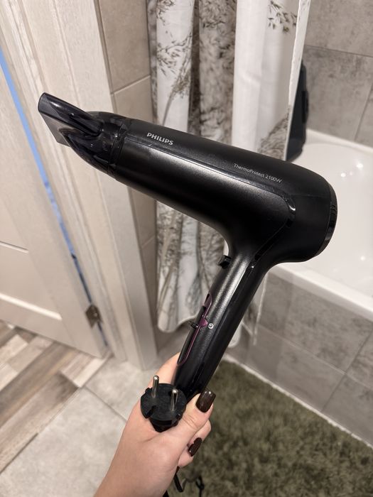 Фен Philips ThermoProtect