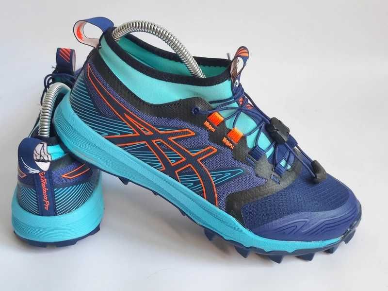 - Asics FujiTrabuco Pro - Buty trailowe, do biegania w terenie r. 37