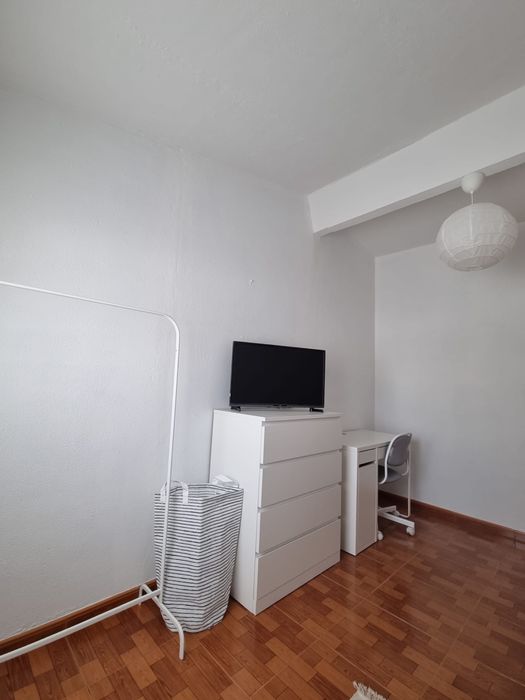 Quarto para Alugar - Marvila