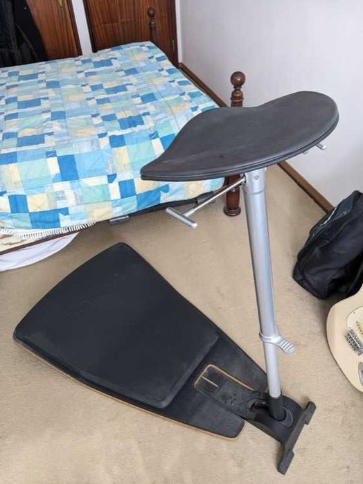 Focal Locus Seat - Assento para upright standing desk