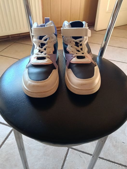 Buty sportowe rozmiar 38