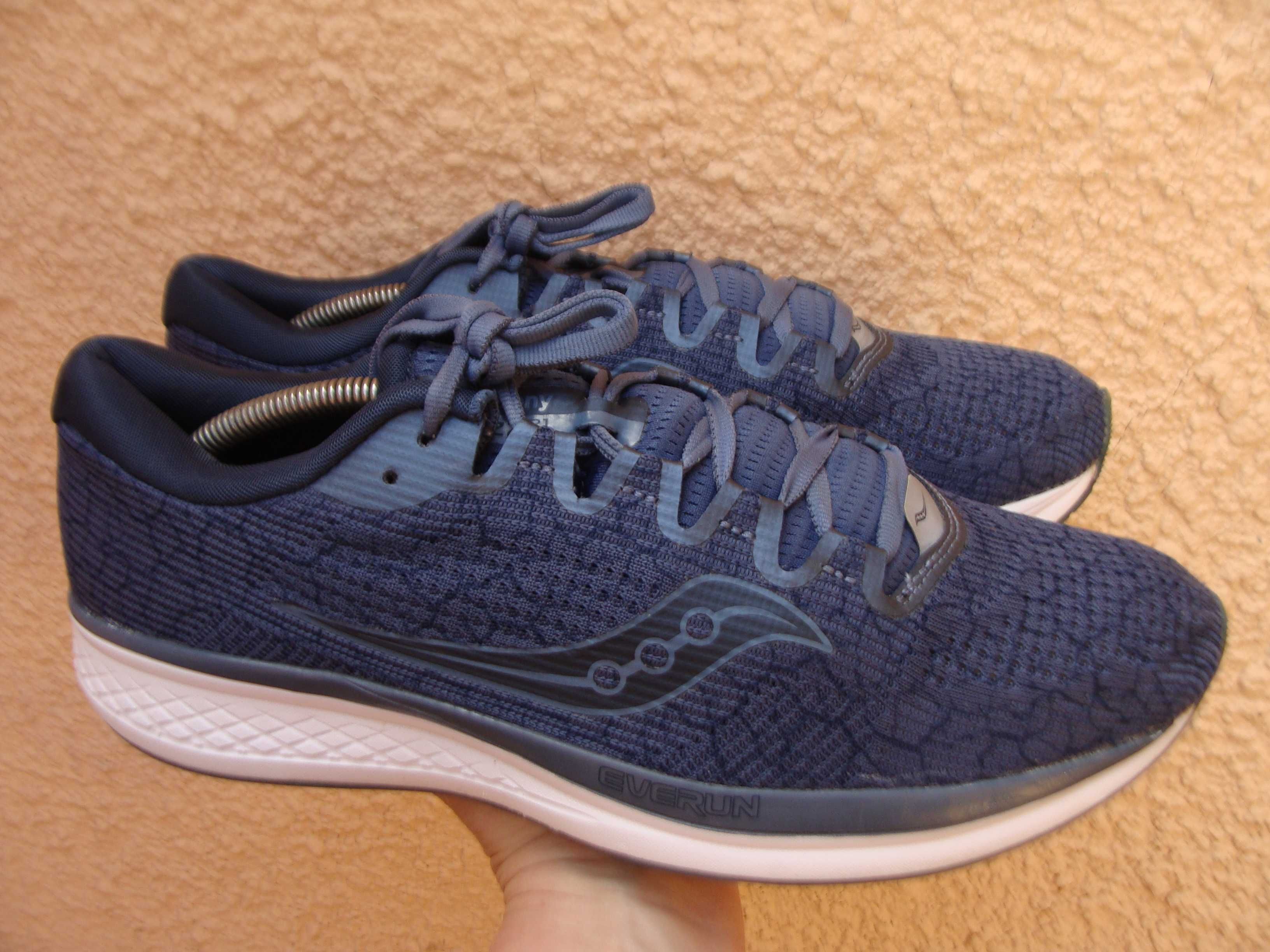 Saucony Jazz 21 .44.5 28.5 880 Olx