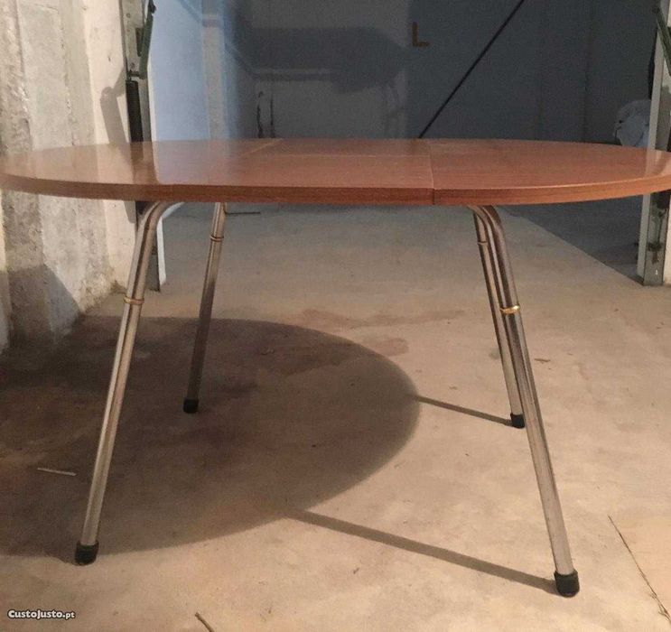 Mesa extensível nova