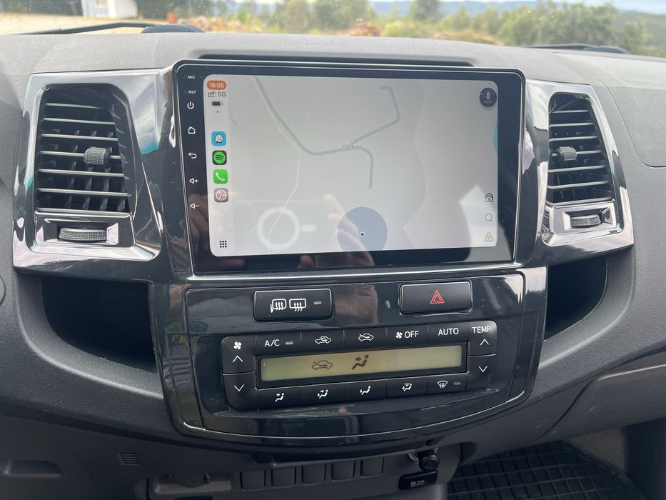 Toyota Hilux 3.0 D-4D ano 2012 – Motor Novo,