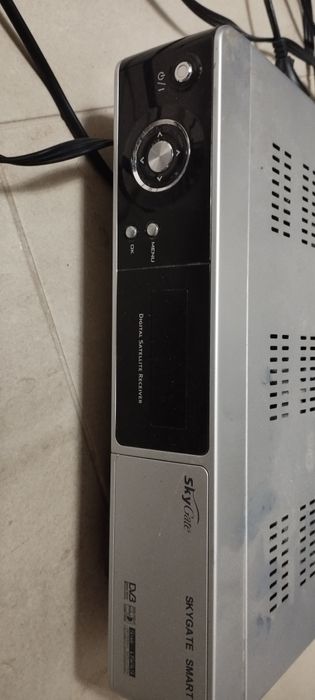 Спутниковый ресивер Sky gate