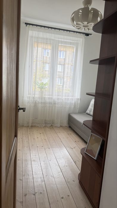 Plac Hallera - kawalerka wynajem
