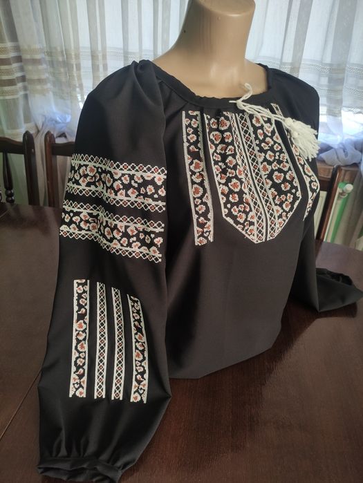 Стильні Вишиванки