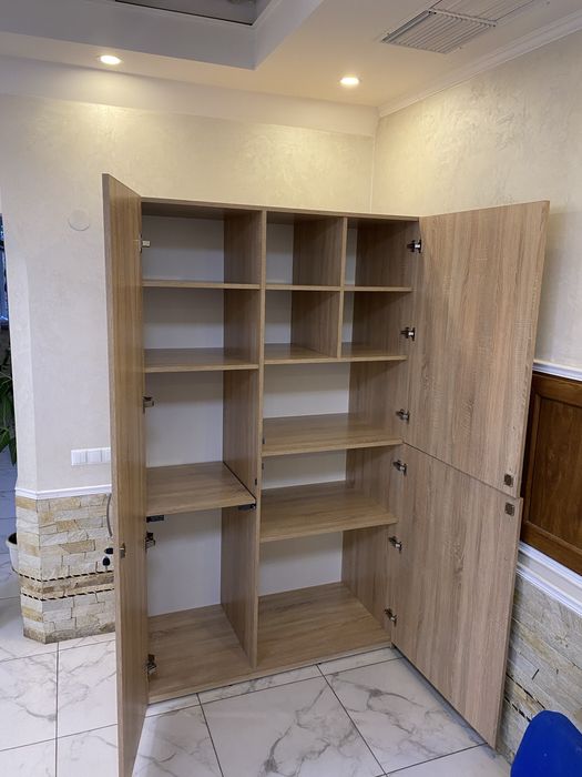 Меблі з ЛДСП під ключ – шафи, тумбочки, комоди