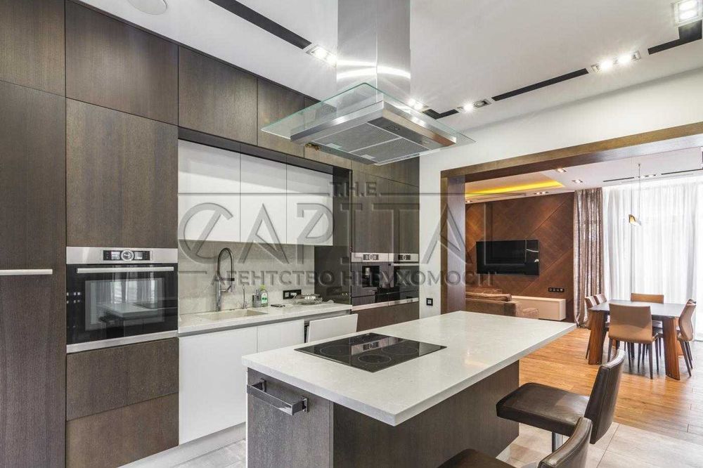 Оренда будинку,Віта-Поштова,250 м2, 20 соток, гардеробна,гараж,басейн