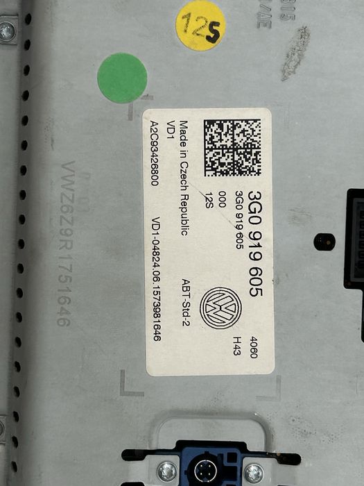 Продам дисплей/ магнітола на Volkswagen Passat B8 / Golf 7