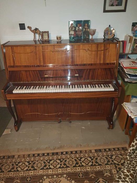 Pianino "Ukraina" bardzo dobry stan