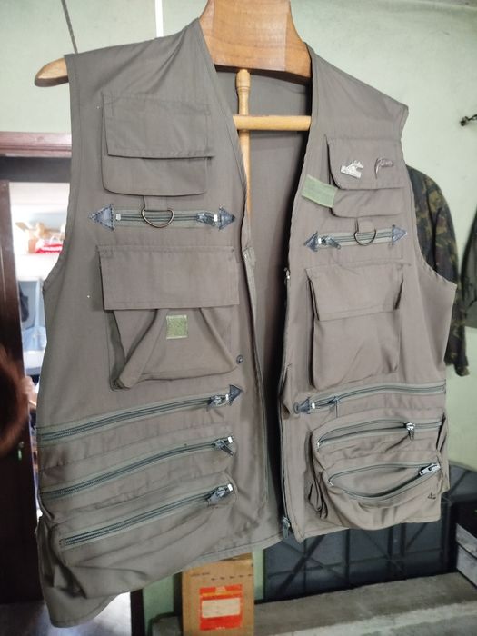 Coletes de pesca e caça