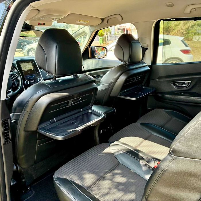 Renault Grand Scenic 1.5 Hybrid Assist · Nacional