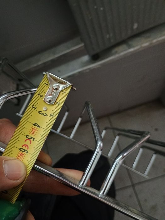 Uchwyt podszafkowy na elektronarzędzia