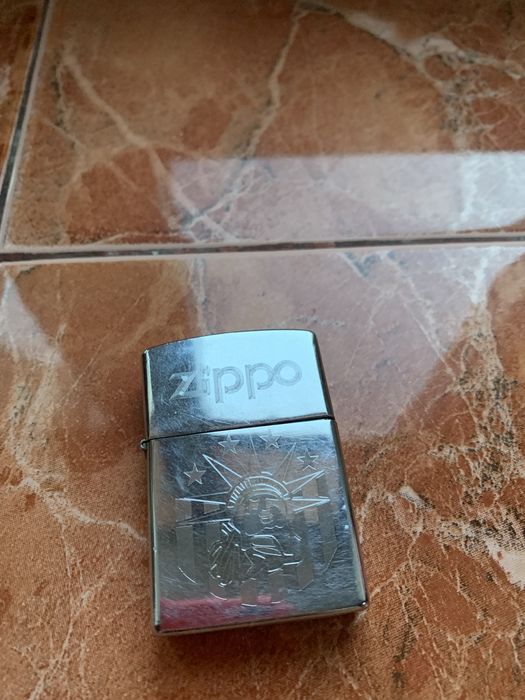 Зажигалка Zippo