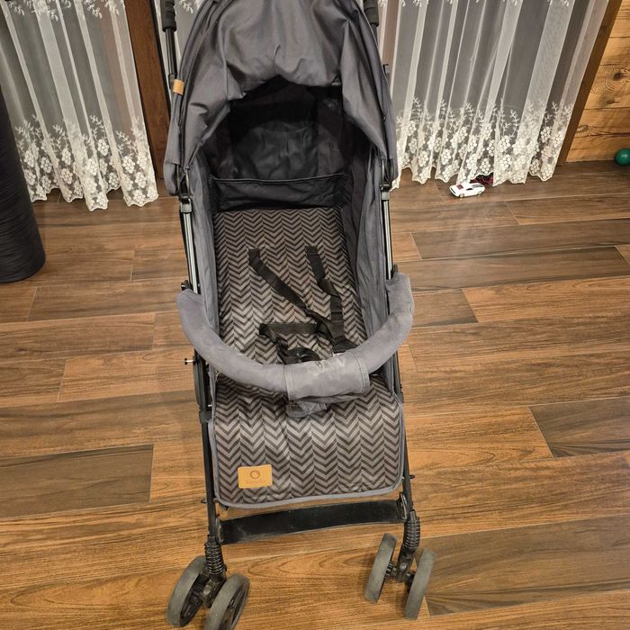 Sprzedam spacerowkę parasolkę Lionelo