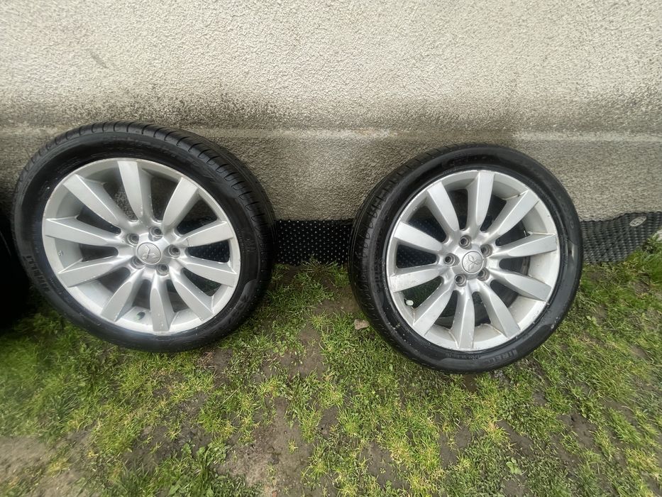 Оригінальні колеса Mitsubishi Outlander R18