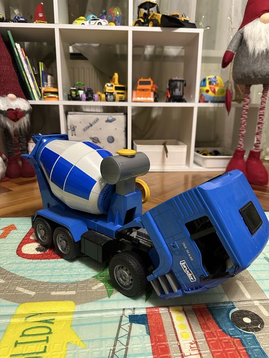 Дитяча машинка бетонозмішувач Bruder джип монстер-трак Dickie Toys