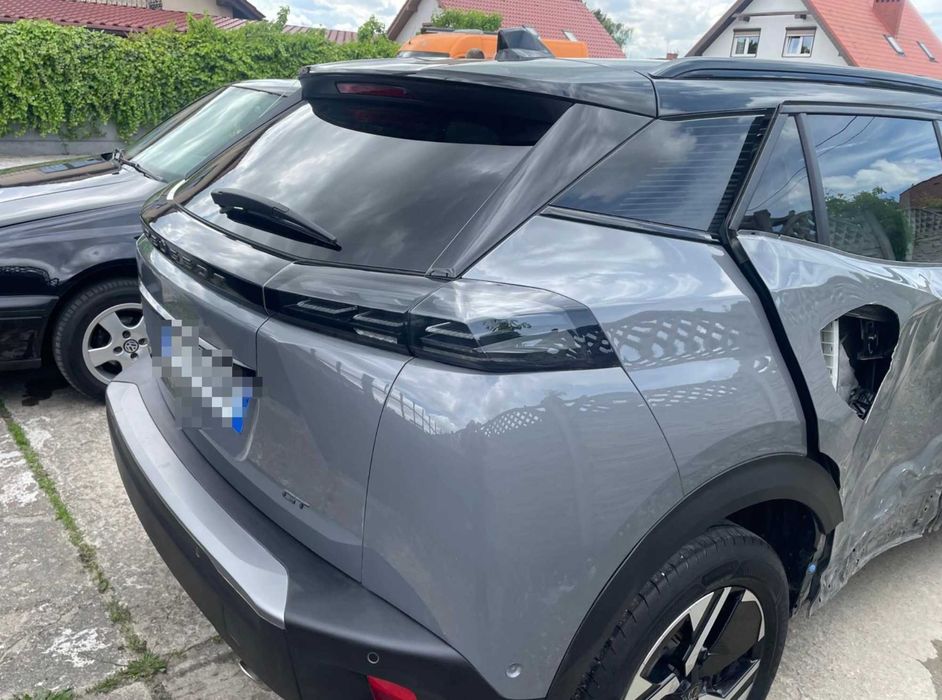 Peugeot 2008 Бампер передній задній Розборка Пежо