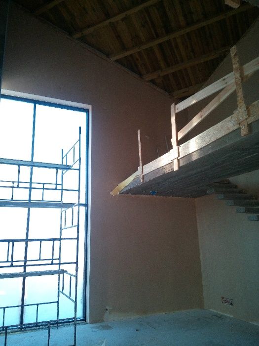 TYNKI MASZYNOWE gipsowe lekki, twardy, cementowo-wapienne