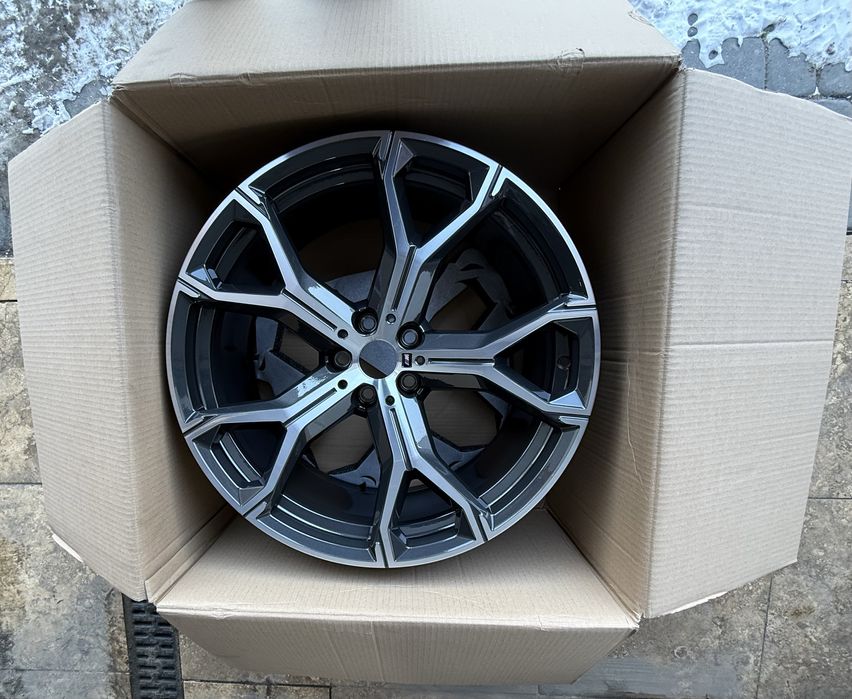 Felga aluminiowa 9,5x21” oryginalna BMW G05 slyl 741M nowa w pudełku