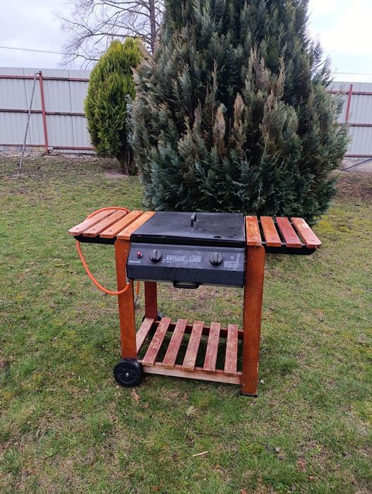 Газовий гриль барбекю