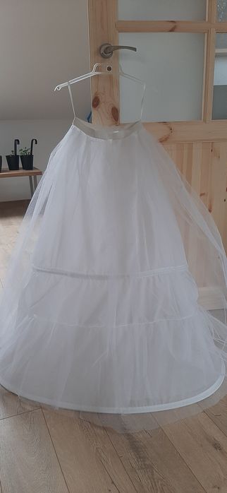 Sukienka ślubna szyta na miarę