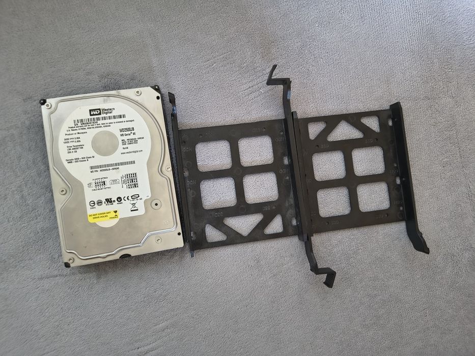 Dysk Retro WD Caviar 250GB WD2500JB ATA IDE + sanki montażowe