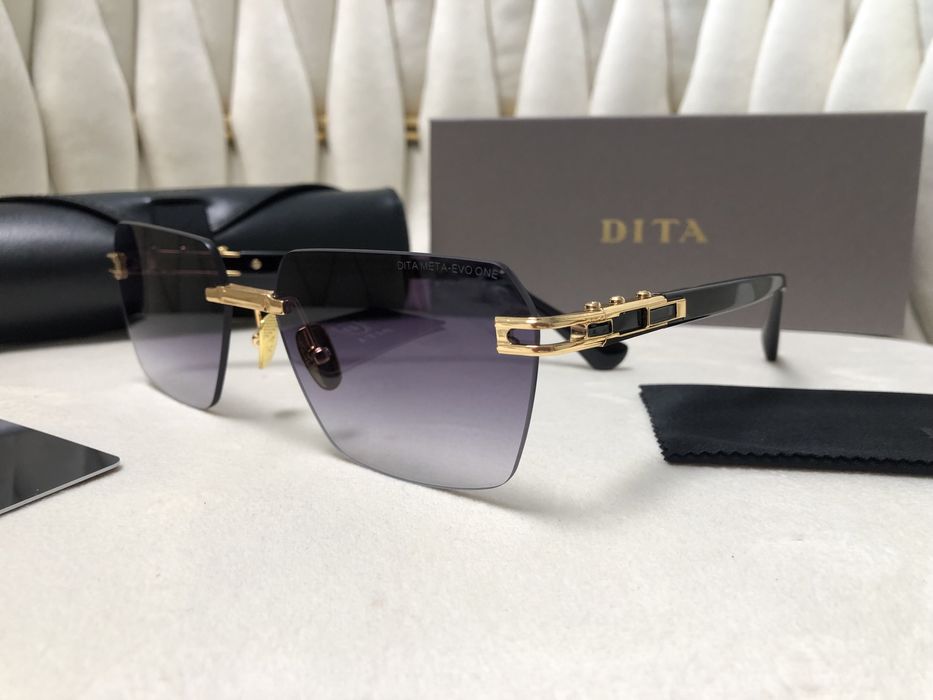 Okulary przeciwsloneczne DITA Meta evo one + pudelko posiadaja filtry