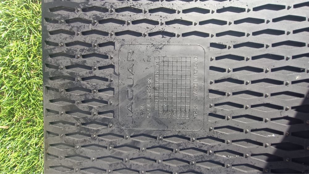 Tapetes borracha jaguar XE