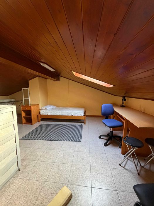 Quarto e sótão para arrendar a estudantes - Coimbra