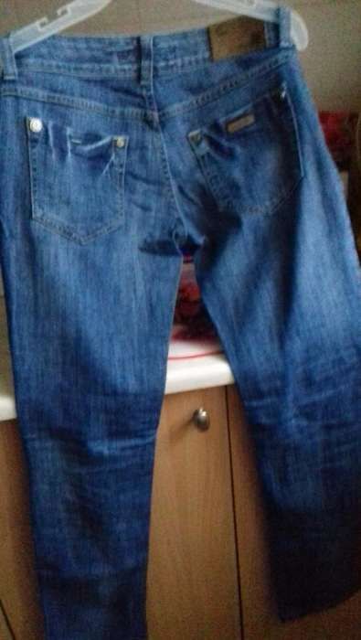 Spodnie Crown Jeans