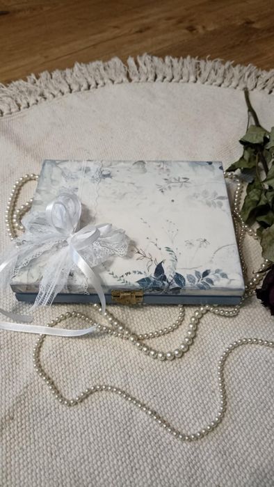 Ozdobne pudełko na prezent