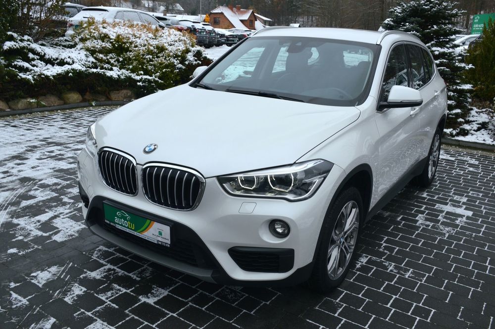 BMW X1 2,0 D 150 KM FULL LED BI-Xenon Nawigacja LED Kamera