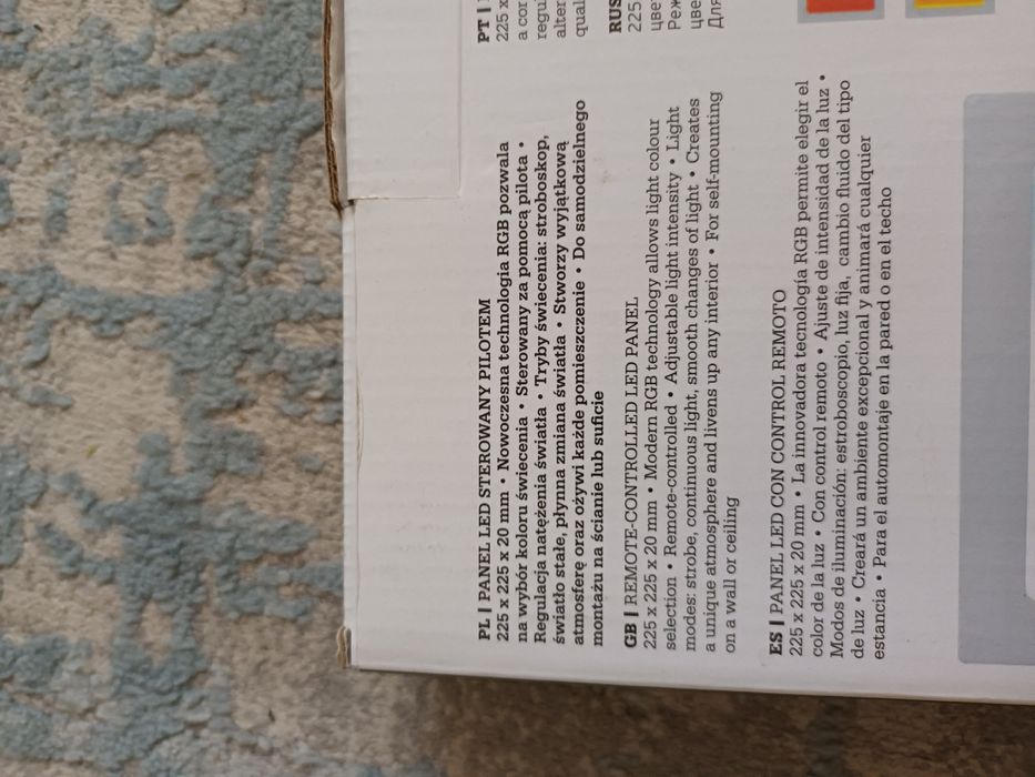 Panel LED sterowany pilotem