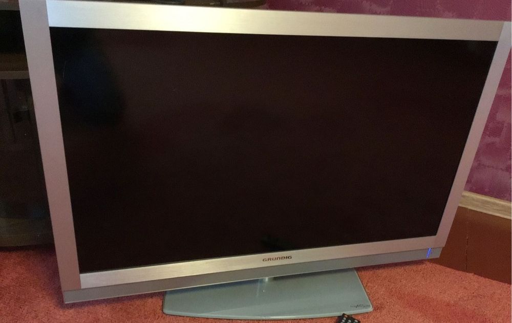 Телевізор GRUNDIG