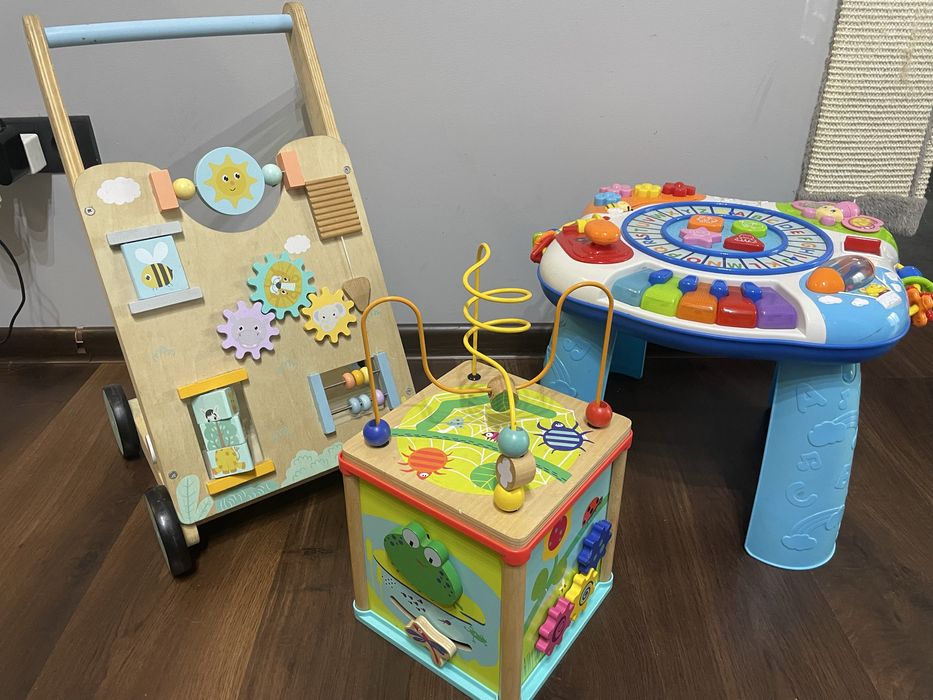 Zestaw zabawek niemowle 6m+ pchacz, drewniany, edukacyjne interaktywne