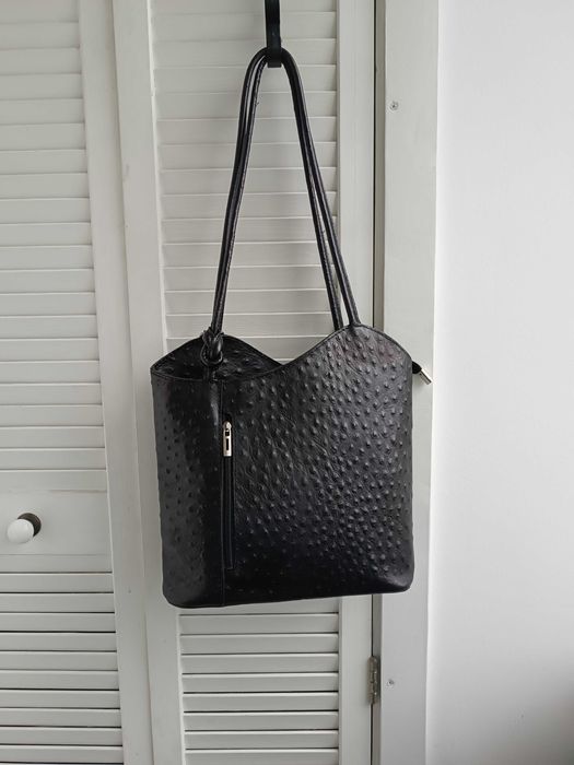 Сумка - рюкзак из натуральной кожи.