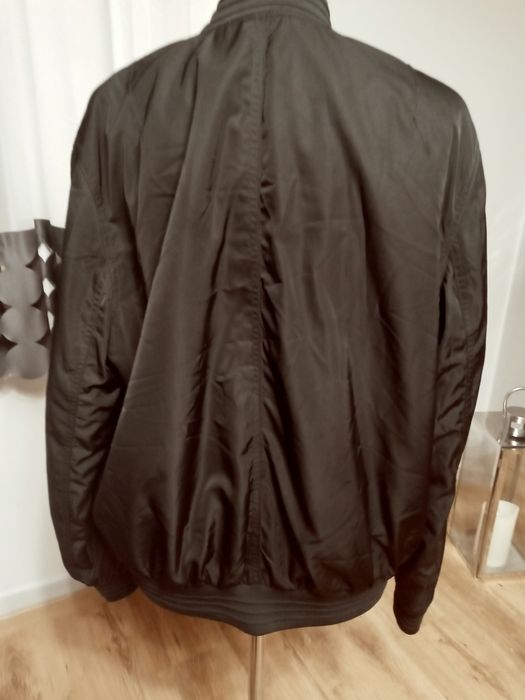 Kurtka damska czarna M krotka lekka bombier