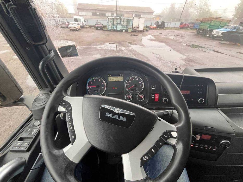 Самосвал MAN TGX 26.540