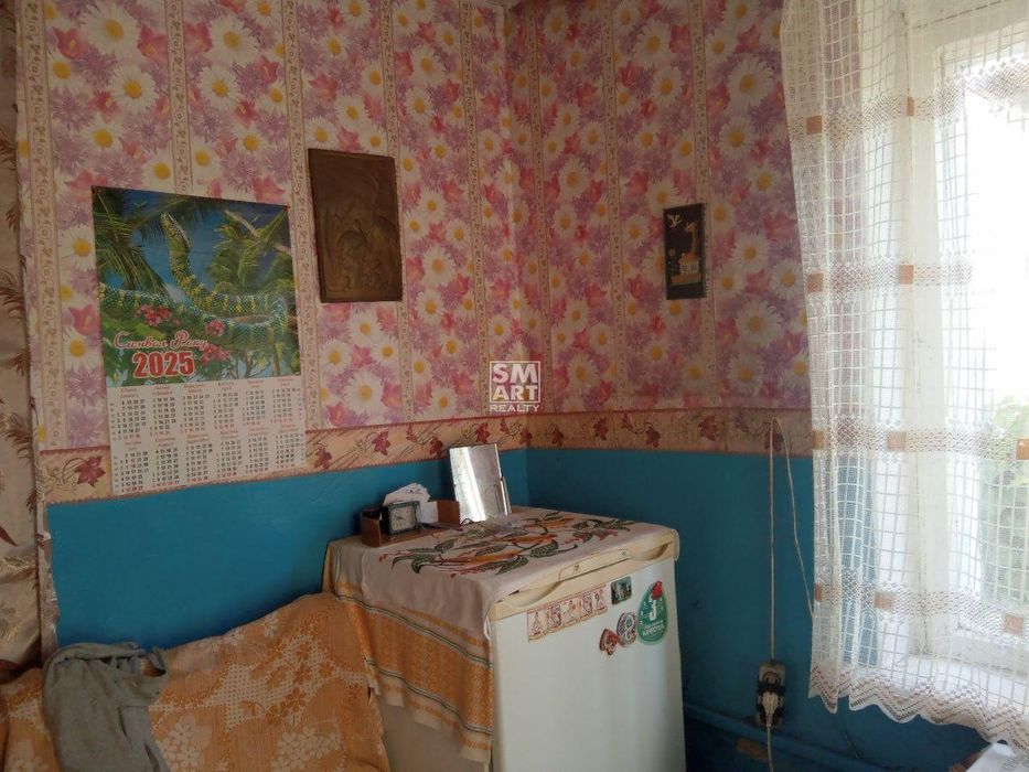 Продаю 1 кімнатну простору квартиру 34 м  у Фастові.