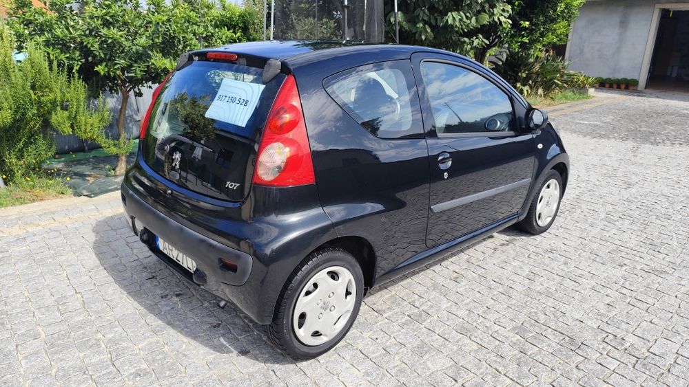 Peugeot 107 1.0 3portas foto 3