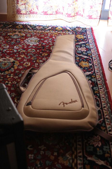 Saco da Fender para guitarra elétrica, em tecido tweed