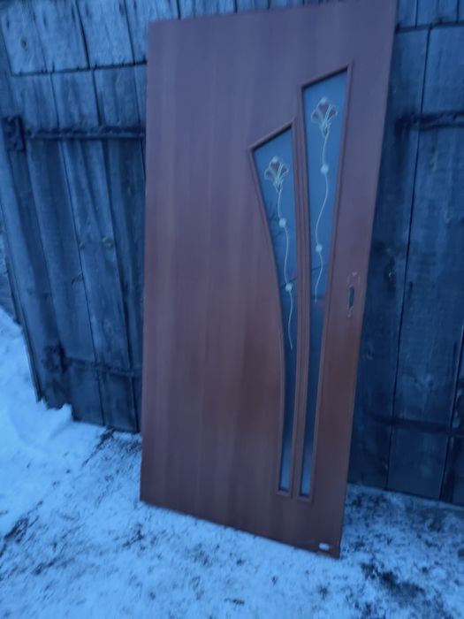 Продам двері в хорошому стані дерев'яні