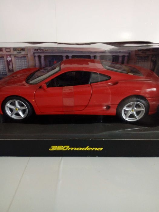 Miniatura de Carro da escala 1.18