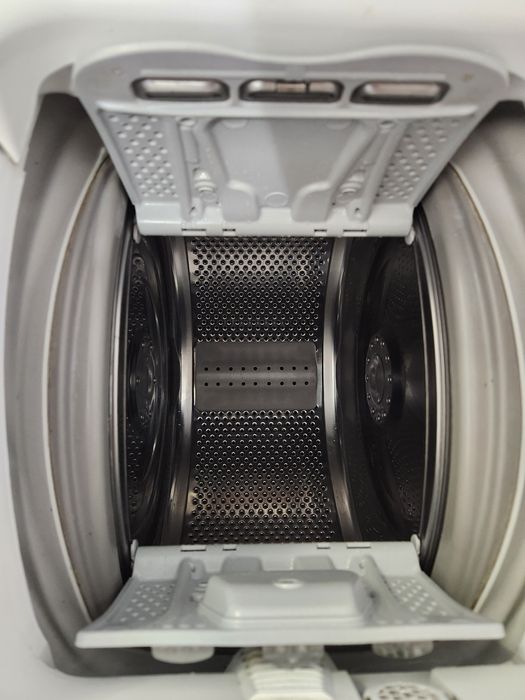 Продам БУ стиральну машинку Zanussi Lindo100. Торг