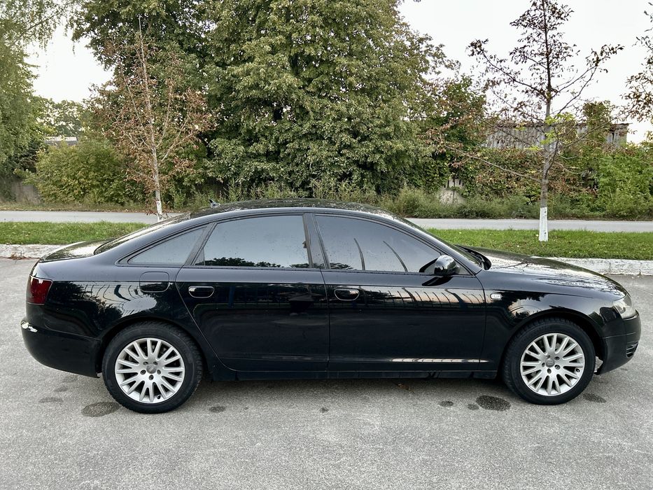 Audi A6 C6.