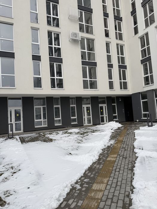 Здам в оренду або продам комерційне приміщення жк америка