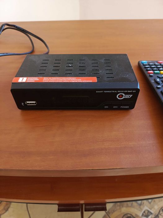 Dekoder do odbioru naziemnej telewizji cyfrowej