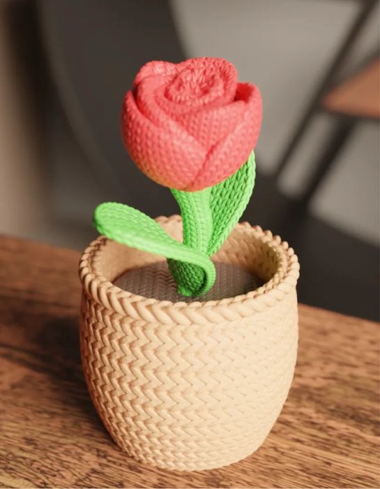 Роза в вазоні надрукована на 3д принтері